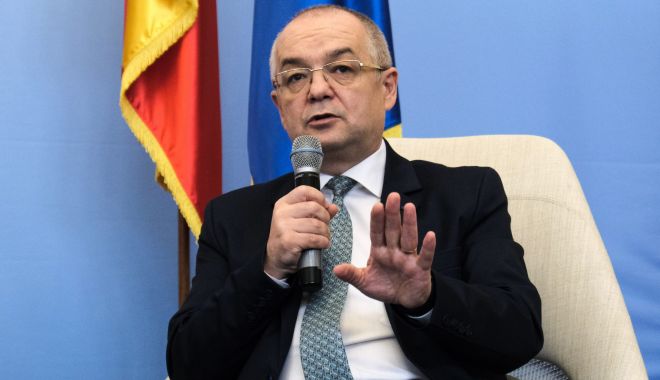 Liberalul Emil Boc: „Nu am și nici nu îmi doresc o funcție în PNL” - liberalul-1611079768.jpg