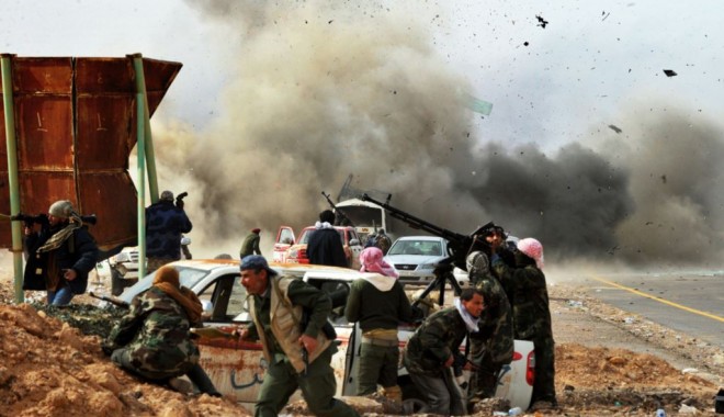 Belgia lansează primul bombardament împotriva Statului Islamic în Irak - libialupte-1412604914.jpg