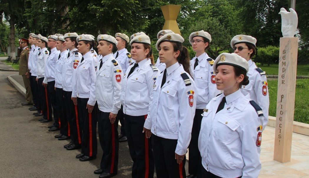 Limba rusă, introdusă ca limbă modernă 3 pentru elevii de la liceele militare, la decizia elevului