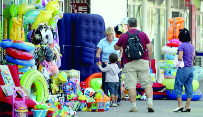 Vreți să desfășurați activități comerciale de sezon? Primăria Constanța reia licitațiile - licitatiiprimarie-1530892033.jpg