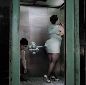 Ce poți să faci în lift - lift-1311602140.jpg