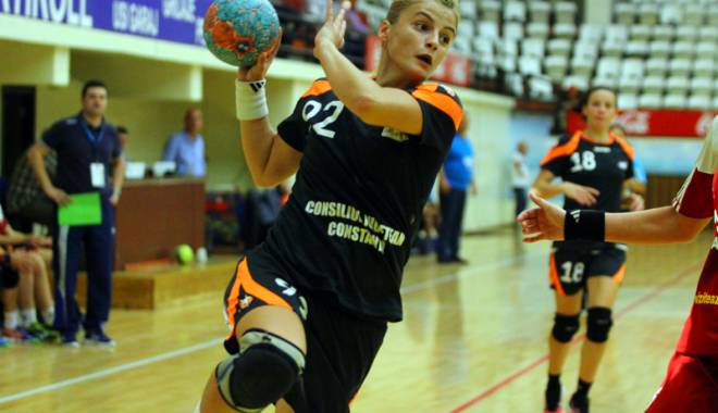 Liga Națională de handbal feminin, etapa a 21-a. CSU Neptun, un mărțișor de doar un punct de la HC Dunărea Brăila - ligacsuprint-1425221685.jpg