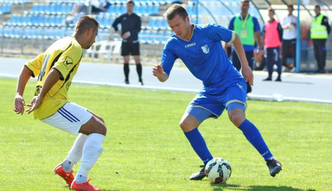 FC Farul, meci dificil cu SC Bacău - ligafcfarul-1445009256.jpg