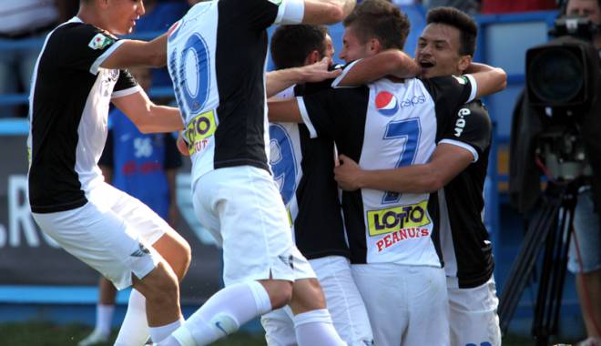 FC Viitorul, la doar un punct în spatele primei clasate - ligafcviitorul-1446579743.jpg