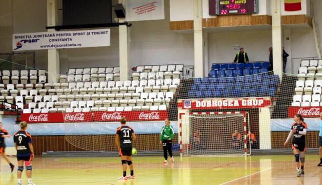 Liga Națională de handbal feminin, etapa a 21-a. CSU Neptun, un mărțișor de doar un punct de la HC Dunărea Brăila - ligahandbalfeminin2-1425221769.jpg