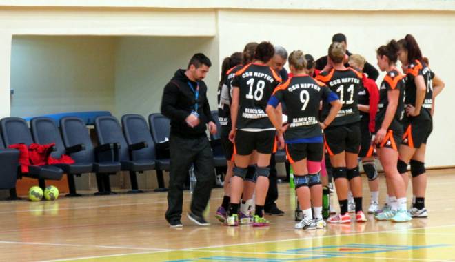 Liga Națională de handbal feminin, etapa a 21-a. CSU Neptun, un mărțișor de doar un punct de la HC Dunărea Brăila - ligahandbalfeminin7-1425221814.jpg