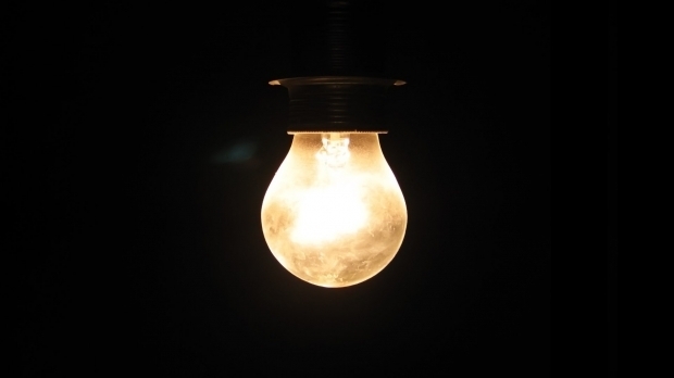 ENEL. Vezi aici unde se oprește curentul electric, luni, la Constanța - lightbulb94480631570027944800723-1479479254.jpg