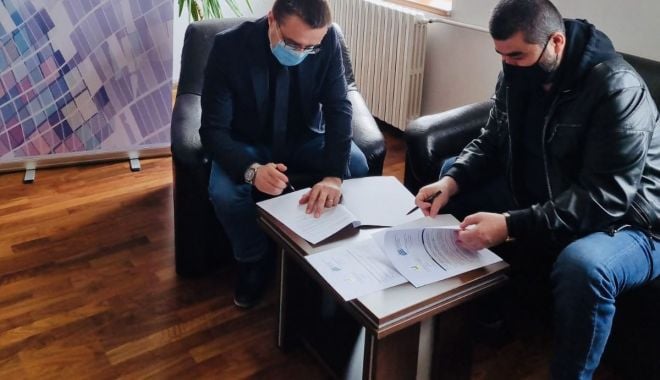 Limba tătară ar putea deveni disciplină şcolară opţională, în judeţul Constanţa - limbatatara2-1619725744.jpg