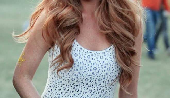 Lindsay Lohan joacă aproape gratis în filme porno - lindsaylohan-1358088287.jpg