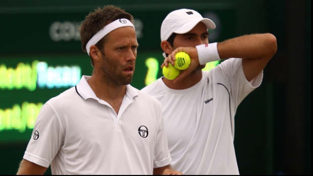Tenis: Horia Tecău, în sferturile probei de dublu la Dubai - lindstedttecau36651800-1330588527.jpg