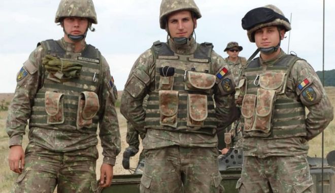 Militari români, medaliați la 