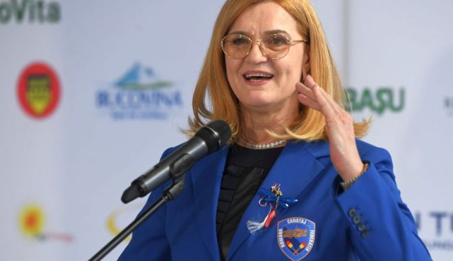 Elisabeta Lipă: „Vom iniţia o HG prin care federaţiile să poată achiziţiona materiale sportive” - lipa-materiale-1700657553.jpg