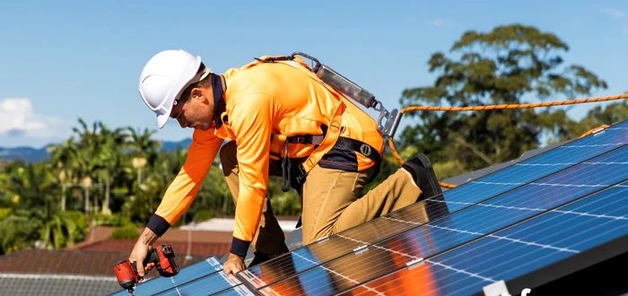 AFM a publicat lista cu instalatorii validaţi pentru ''Casa Verde Fotovoltaice 2024'' - lista-instalatori-1733989798.jpg
