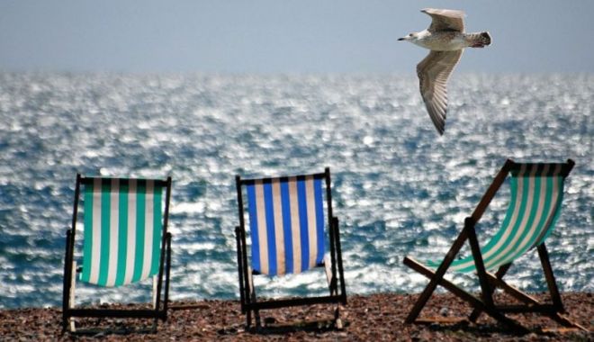 Atmosferă grecească pe litoralul românesc. Cât costă o cameră la o pensiune cu specific mediteranean
