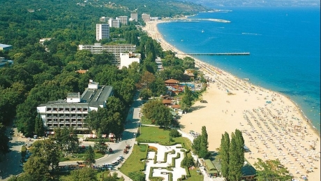 Peste 300 de hotelieri bulgari amendați pentru calitatea proastă a hranei - litoralbulgaresc62943100-1310536935.jpg