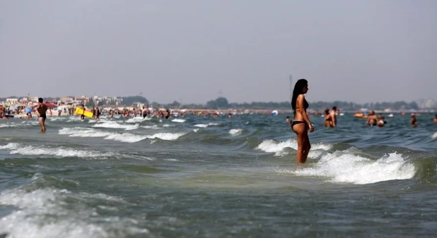 Vreme caniculară sâmbătă pe litoral. Indicele temperatură umezeală (ITU) va depăși local pragul critic