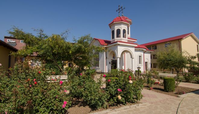 Liturghie arhierească la mănăstirea 