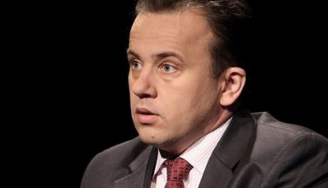 Liviu Pop: O nouă rectificare bugetară va fi făcută în această lună. Vor fi alocați bani pentru reîntregirea salariilor bugetarilor începând cu 1 decembrie - liviupop2silviumatei31422700-1349801746.jpg