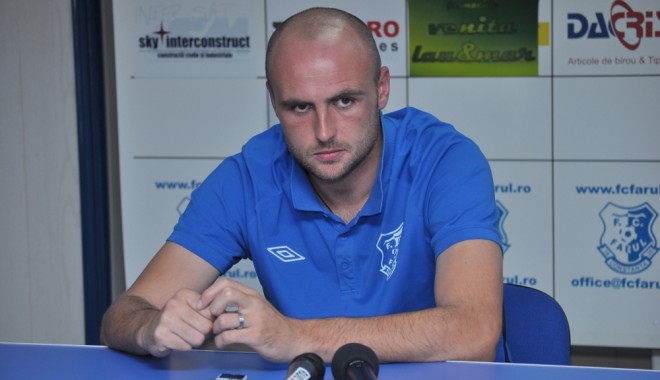 Fotbal, FC Farul / Liviu Ștefan le mulțumește fanilor pentru susținere - liviustefan-1322058156.jpg