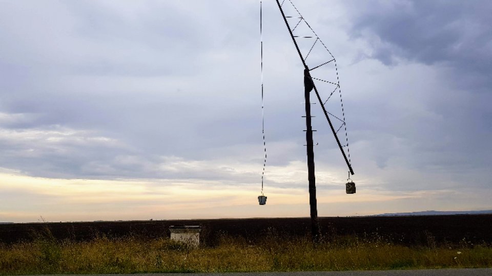 Apă cu porţia, în plină caniculă. Mai multe localități au consumul limitat