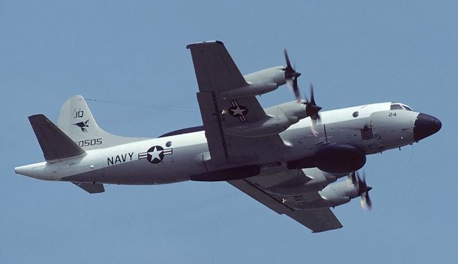 Avion american, interceptat deasupra Mării Negre de un avion rusesc. 