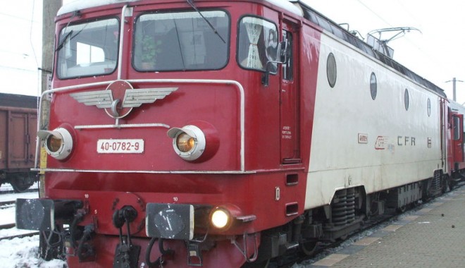 Două locomotive s-au ciocnit lângă Gara Constanța - locomotiva-1321885687.jpg