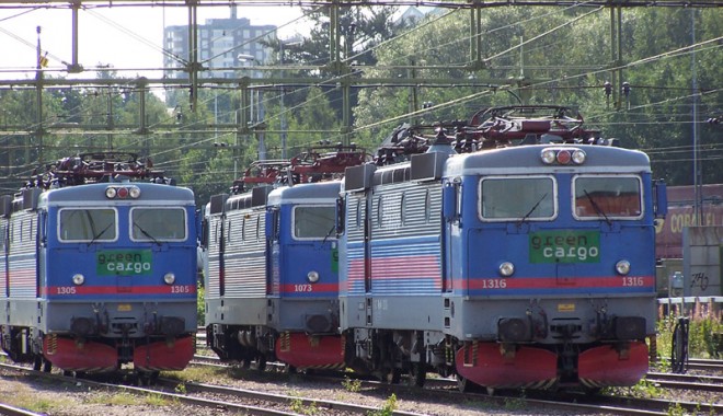 Locomotiva cu telecomandă intră pe liniile ferate industriale din România - locomotivarc-1340983048.jpg