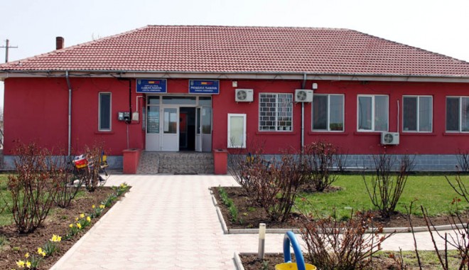 Locuitorii din Rasova își vor alege noul primar pe 25 mai - locuitoriidinrasova041-1394471715.jpg