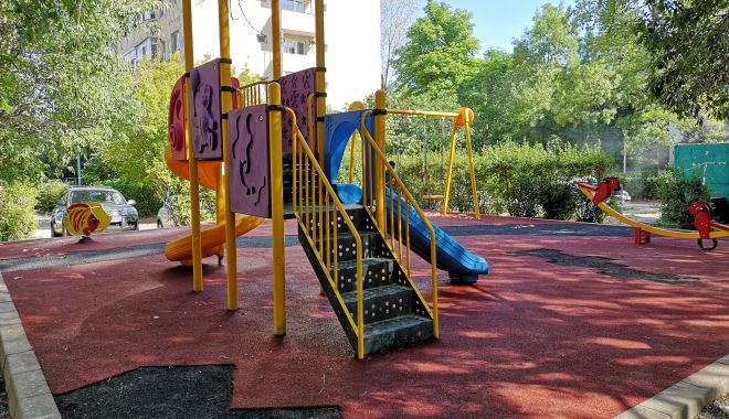 Locuri de joacă reamenajate,  în Tomis Nord - locuridejoaca-1563291881.jpg