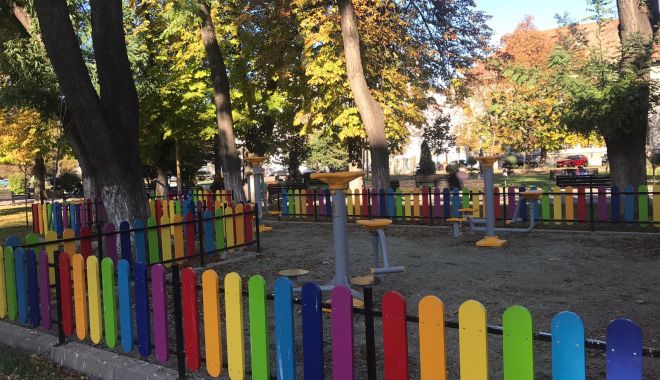 Alte locuri de joacă pentru copii, amenajate la Constanța - locuridejoaca12112-1573567577.jpg