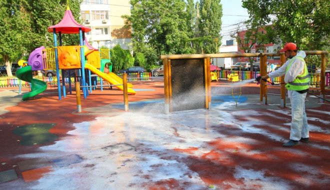 Locurile de joacă din Constanța, dezinfectate permanent - locuriledejoaca-1600012541.jpg