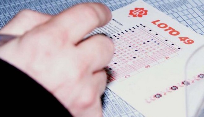 Pot de aproape 1,5 milioane de euro la Loto 6 din 49 - loto-1384405447.jpg