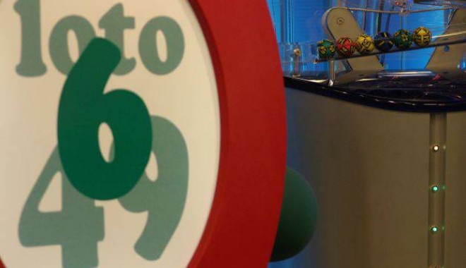 Câștigătorul marelui premiu la Loto 6 din 49 s-a prezentat să-și ridice premiul - loto-1389019345.jpg