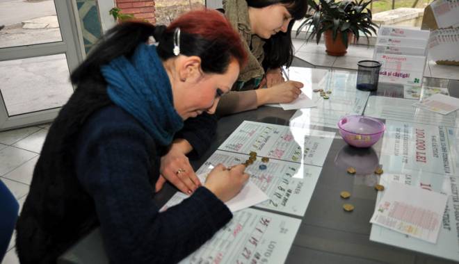 Report de peste 4,64 milioane euro la 6 din 49 - loto-1443807235.jpg