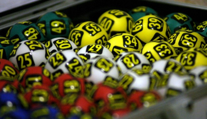 Report LOTO. Câți bani puteți câștiga la Joker și 6 din 49 - loto095b580b727444343200-1389798224.jpg