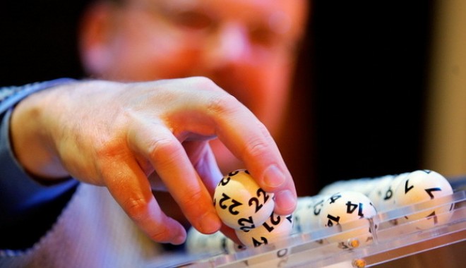 SFATURI de la fostul șef al Loteriei ca să câștigi la LOTO - lotobile-1368521061.jpg