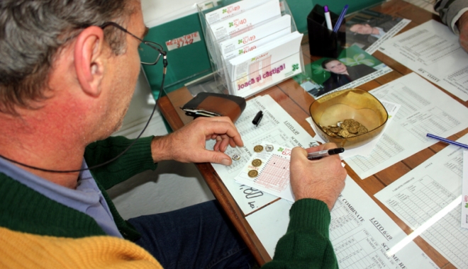 Report de aproape un milion de euro la 6 din 49 - lotopronobiletloterie6-1489770915.jpg