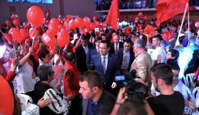 Ponta ia în calcul varianta de a nu mai candida la Congresul PSD - lso8938-1417949535.jpg