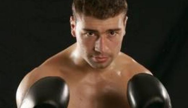 Box / A început licitația pentru mănușile lui Lucian Bute - lucianbute-1320150759.jpg