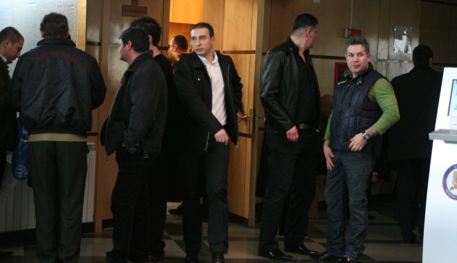 Lovitură în lumea interlopă / Tomescu și Călimărea, câte opt ani după gratii - luciancalimareapetricatomescuint-1321365694.jpg