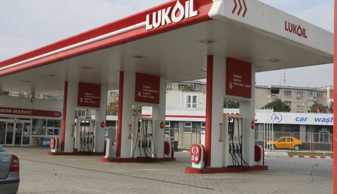 Lukoil modifică din nou prețurile carburanților - luckoil-1347347484.jpg
