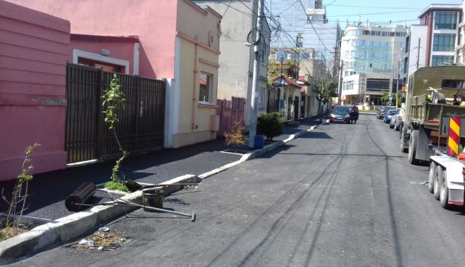 Lucrări de asfaltare reluate în Municipiul Constanța - lucrarideasfaltare-1556892071.jpg