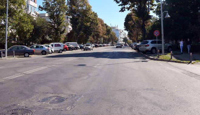 Lucrări de asfaltare pe bulevardul Tomis. Vor fi restricții de circulație - lucrarideasfaltare1-1537547296.jpg