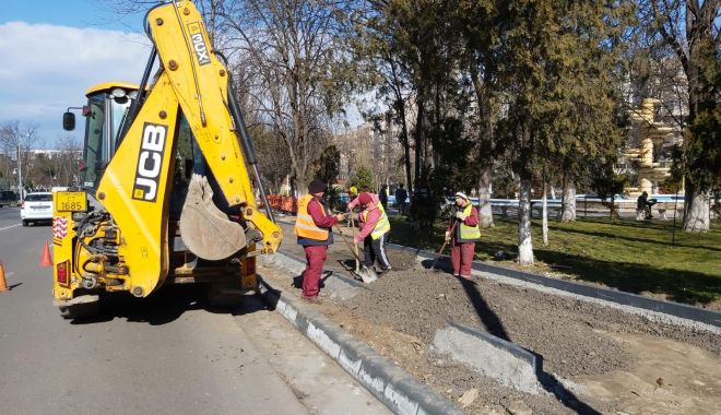 Lucrările pe bulevardele Mamaia și Tomis continuă - lucrarilesursaprimariaconstanta-1582630325.jpg