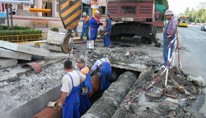 RADET. Vezi aici unde se lucrează, în Constanța - lucrariradetmuncitori24144405247-1444736632.jpg