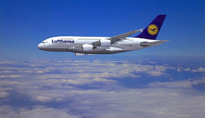 Personalul navigant al Lufthansa a intrat într-o grevă de 24 de ore. Jumătate dintre zborurile companiei vor fi astăzi anulate - lufthansa-1346998972.jpg