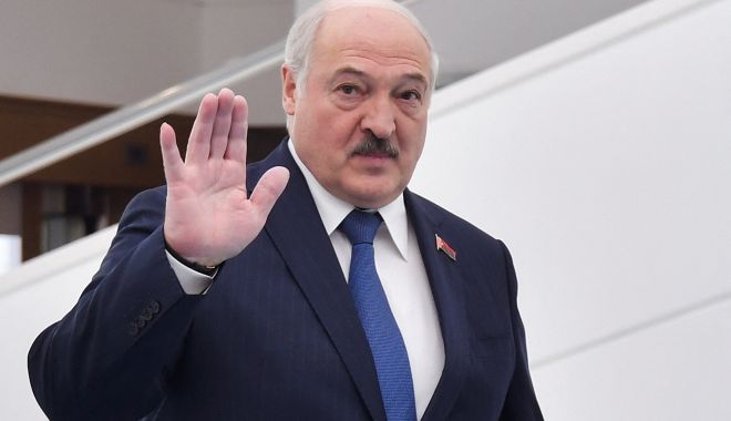 Aleksandr Lukaşenko le cere belaruşilor să i se supună dacă vor să trăiască liniştiţi - lukasenkopopor-1666366431.jpg