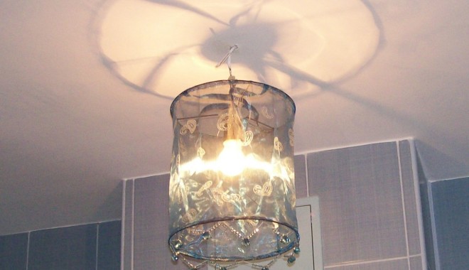 Unde se oprește curentul electric mâine - lumina-1321976116.jpg