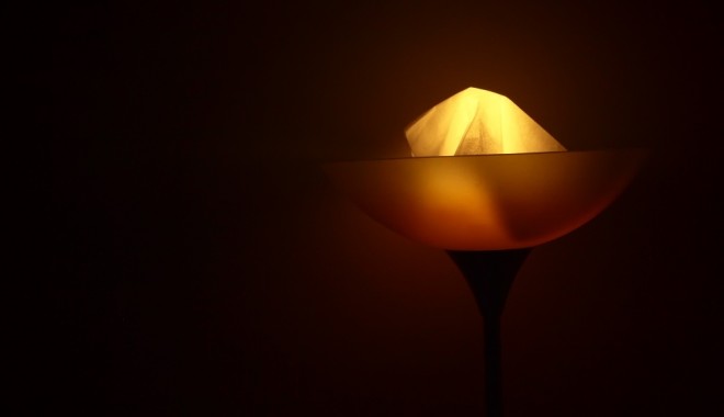 O parte din locuitorii orașului Hârșova,  fără curent electric - lumina-1337892253.jpg