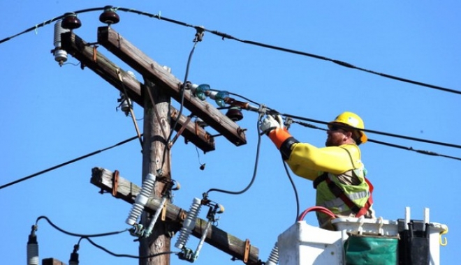 ENEL. Vezi aici unde se oprește curentul electric, astăzi, la Constanța - lumina-1478075244.jpg